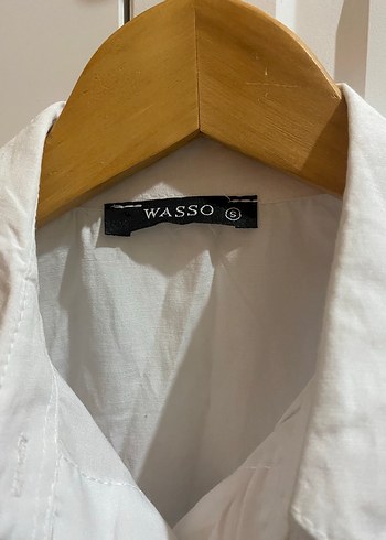 Düğmeli Kolsuz Crop Gömlek - Görsel 2