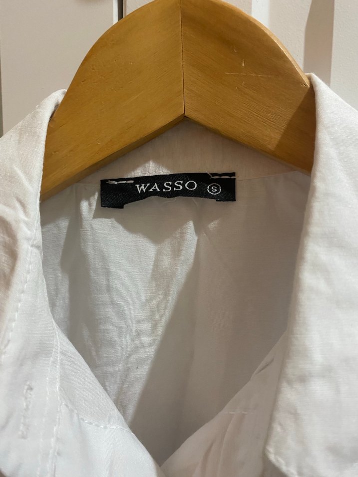 Düğmeli Kolsuz Crop Gömlek - Görsel 2