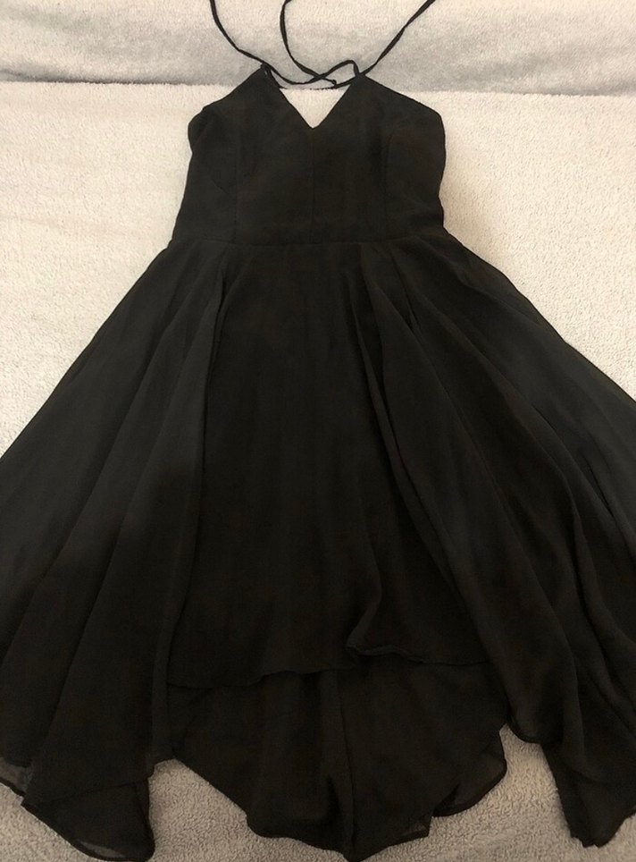 Trendyolmilla Siyah Mini Askılı Abiye Elbise - Görsel 2