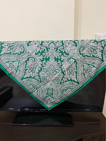Armine ipek eşarp