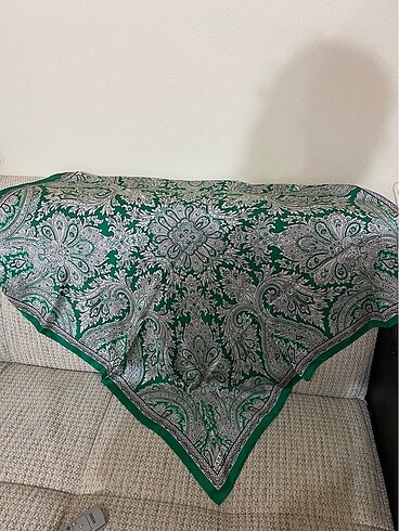 Armine Armine ipek eşarp