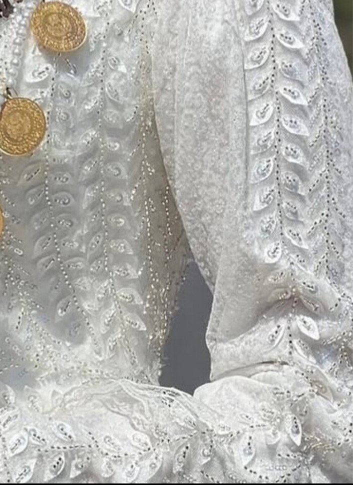 Uzun Kollu Beyaz Prenses Gelinlik - Görsel 2