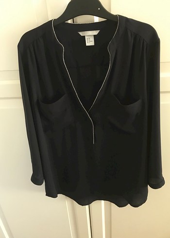 H&M Siyah V Yaka bluz - Görsel 5