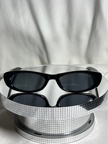 Saint Laurent Saint Laurent Sl 557