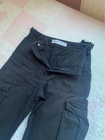 siyah bershka kargo jean