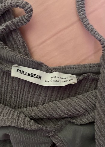 s Beden mor Renk V yaka, plise detaylı gri elbise