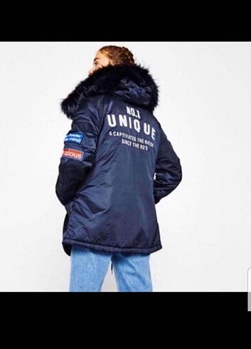 Bershka mont