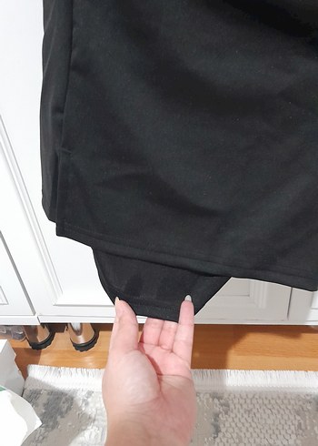 Kadın Siyah İçi Taytlı Şort - Görsel 3