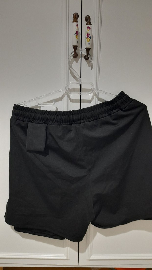 Kadın Siyah İçi Taytlı Şort - Görsel 5