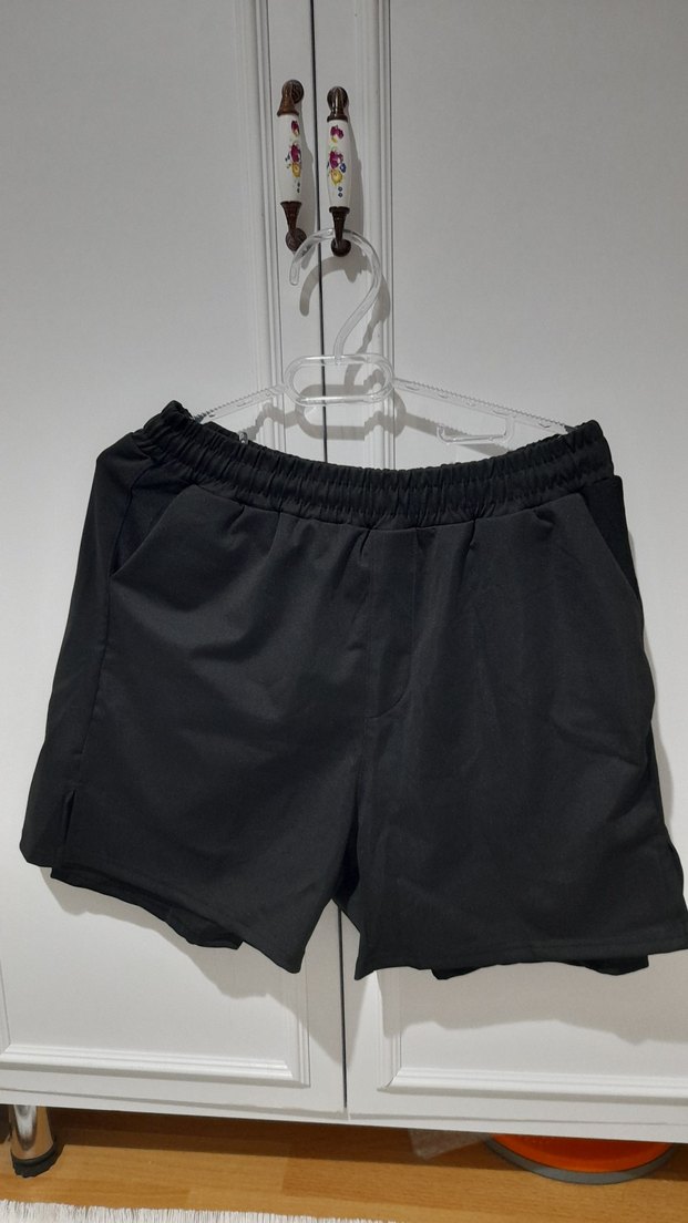 Kadın Siyah İçi Taytlı Şort - Görsel 2