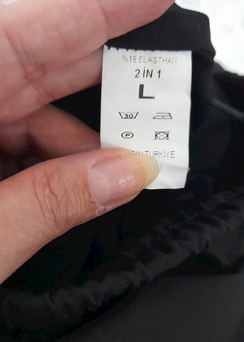 Siyah Mini taytlı Spor Şort - Görsel 2