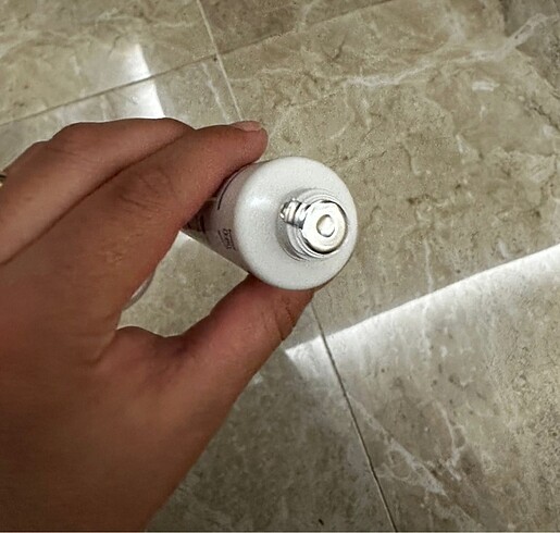 Mustela Mustela göğüs ucu kremi