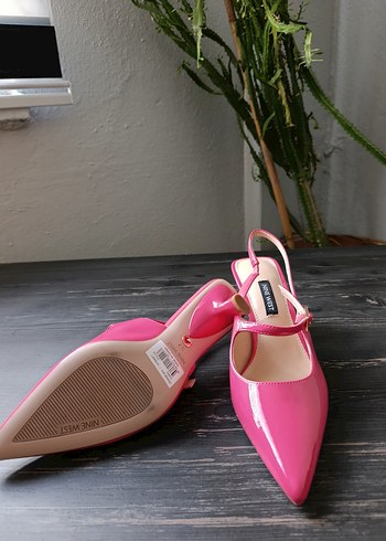 Nıne West Pembe Rugan Tokalı Stiletto - Görsel 5