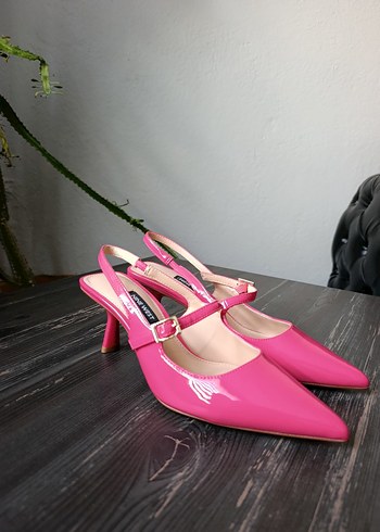 Nıne West Pembe Rugan Tokalı Stiletto - Görsel 4
