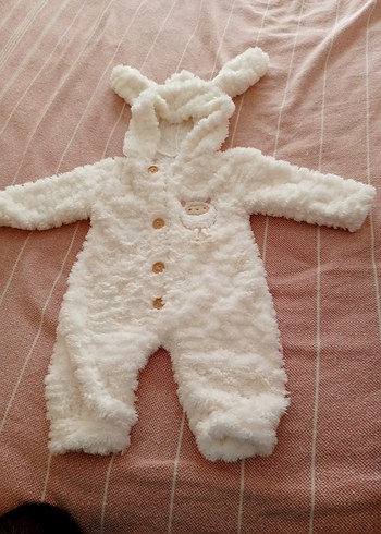 Kapüşonlu Beyaz Kız Bebek Peluş Tulum - Görsel 3