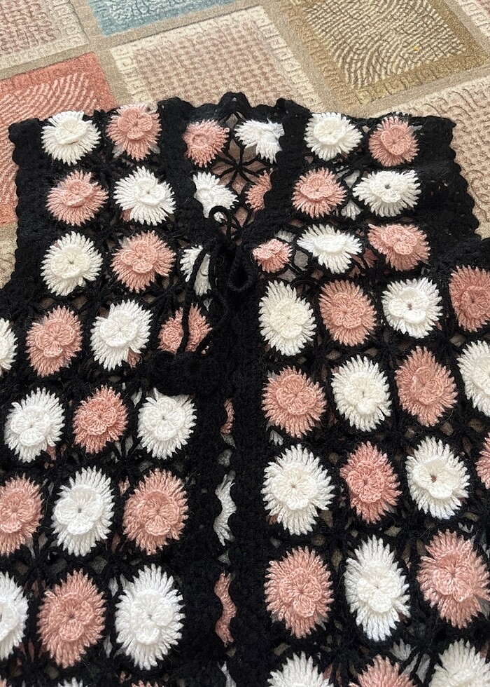 Örgü yelek - Görsel 2