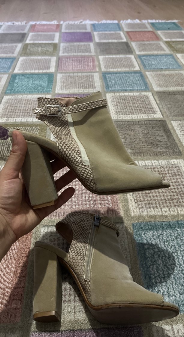 Topuklu Bej Süet Kadın Sandalet - Görsel 4