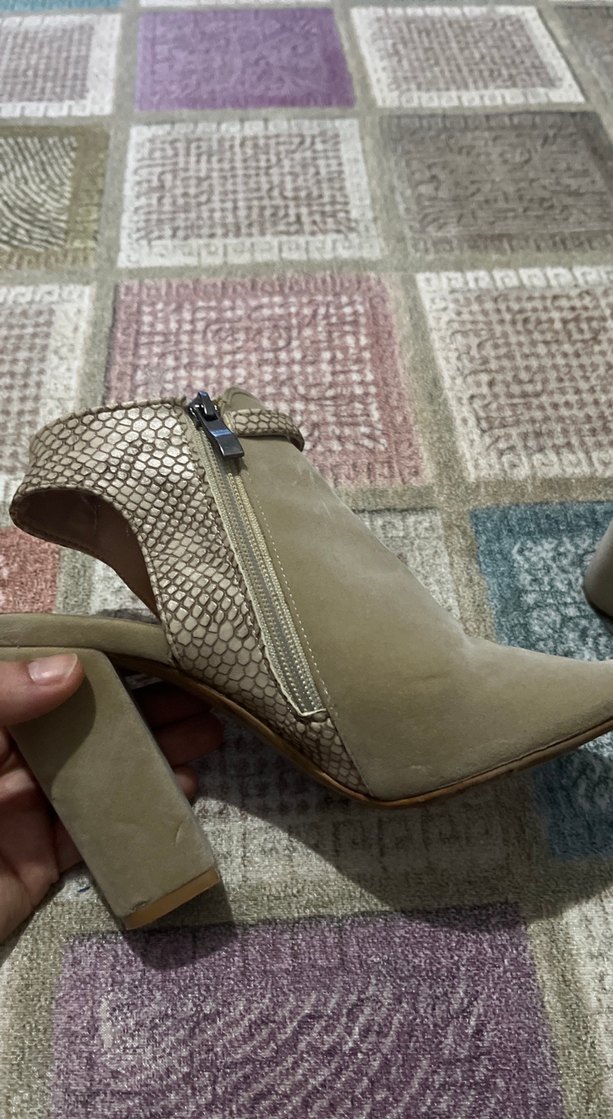 Topuklu Bej Süet Kadın Sandalet - Görsel 3