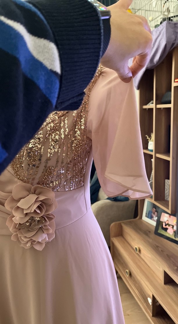 Bej V Yakalı Drapeli Uzun Abiye Elbise - Görsel 3