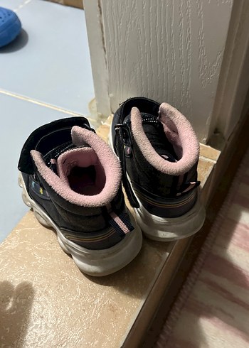 Kız Çocuk Siyah Spor Botlar Velcro - Görsel 2