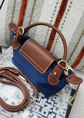 Beden Longchamp mini xs pouch