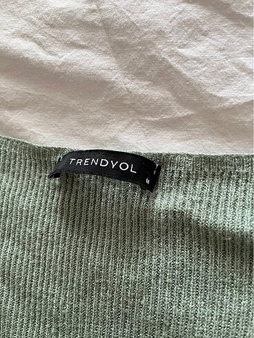 Trendyol & Milla Crop triko bluz