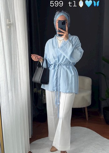 Mavi Batik Desenli Kemerli Kısa Kimono