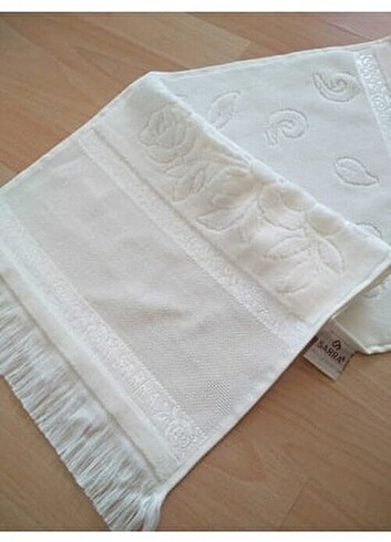 Etamin Sarra 2li havlu . 90*50 ve 50*30 