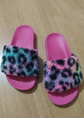 Diğer Renkli Batik Desenli Kadın Peluş Terlik