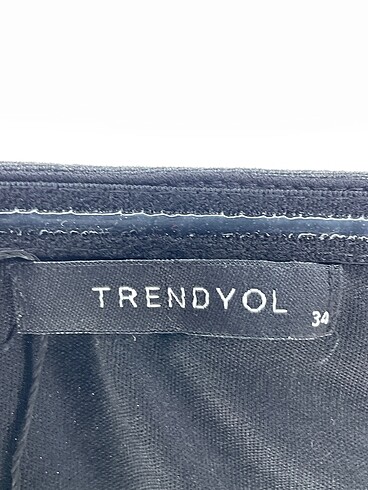 34 Beden çeşitli Renk Trendyol & Milla Bluz %70 İndirimli.
