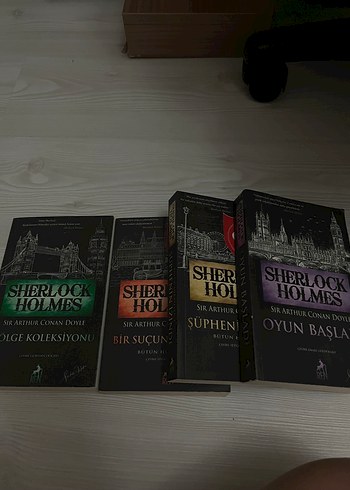 Sherlock Holmes Roman Seti - 4 Kitap