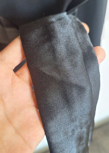 Network - Siyah V Yaka Kuşaklı Bluz - Görsel 5