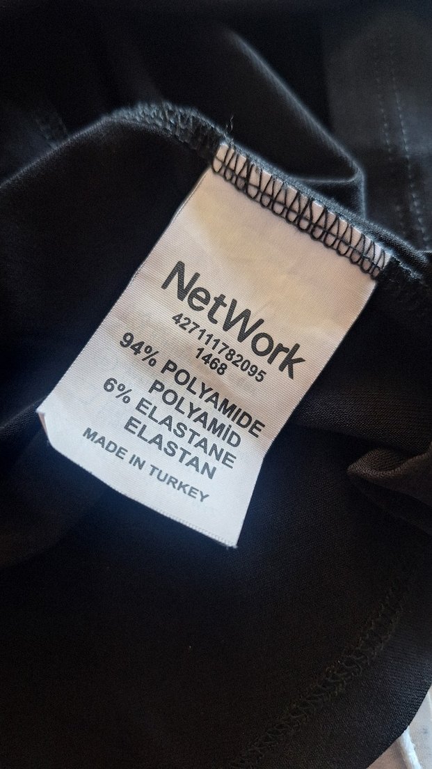 Network - Siyah V Yaka Kuşaklı Bluz - Görsel 3