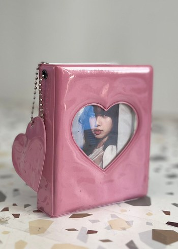 Parlak Pembe Kalp Detaylı Binder