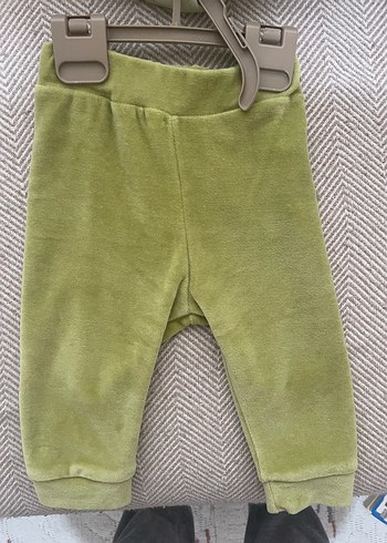 Yeşil Nakışlı Bebek Takımı - Görsel 3