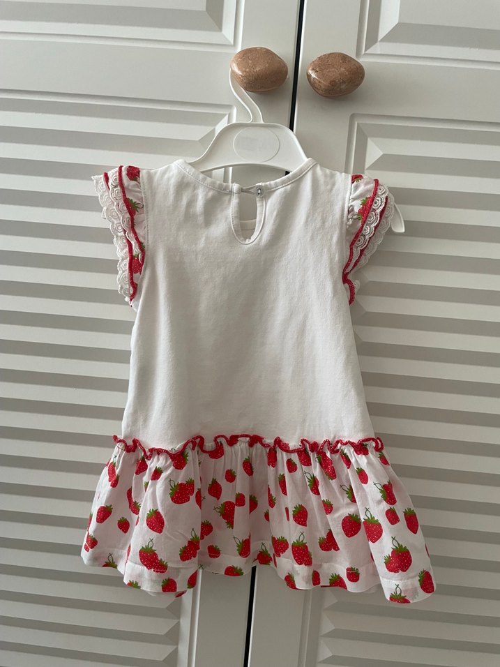Kız Çocuk Beyaz Çilek Desenli Fırfırlı Elbise - Görsel 2