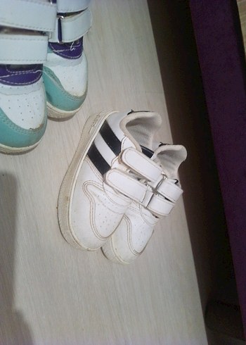 unisex Çocuk Beyaz Cırt Cırtlı Spor Ayakkabı - Görsel 3