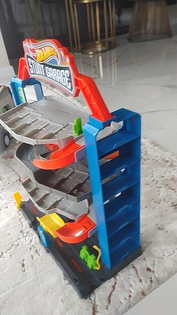 Hot Wheels Otopark oyuncak