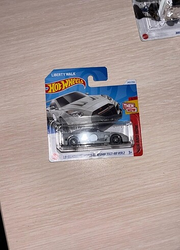 HOT WHEELS GTR R35