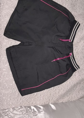 Siyah Elastik Bel Mini Spor Şort
