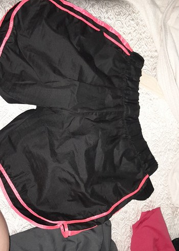 Diğer Siyah Elastik Bel Spor Şort