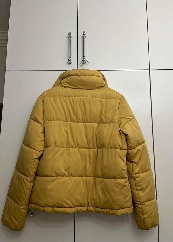 Pikachu mont - Görsel 2