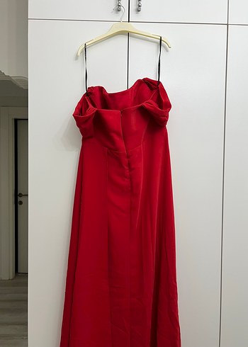 Kırmızı abiye - Görsel 4
