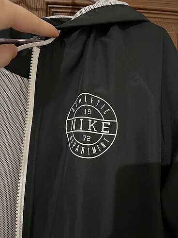 Nike Nike Kapüşonlu Siyah Ceket