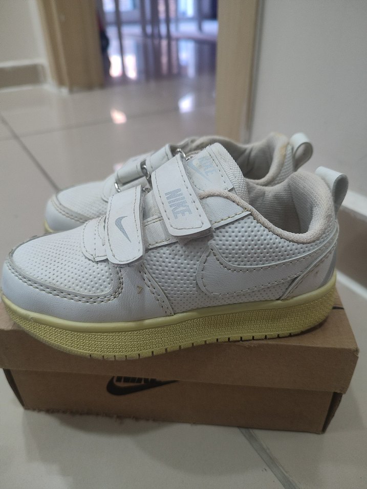 Beyaz Erkek Çocuk Nike Spor Ayakkabı - Görsel 2