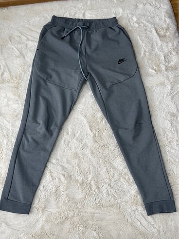 Nike Tech