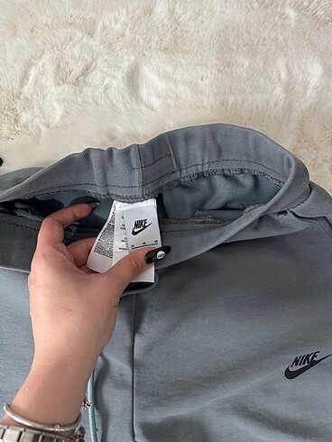 m Beden gri Renk Nike Tech