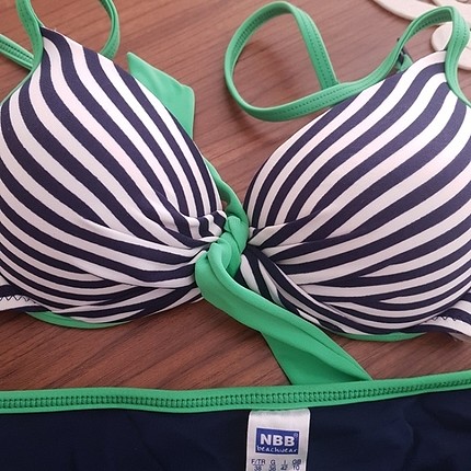 38 beden nbb marka kurdela detaylı çok şık bikini üstü 