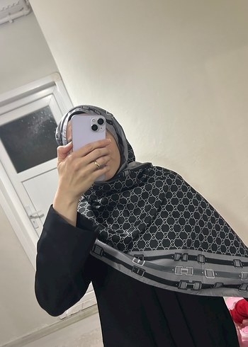 Gri kadın şal - Görsel 3