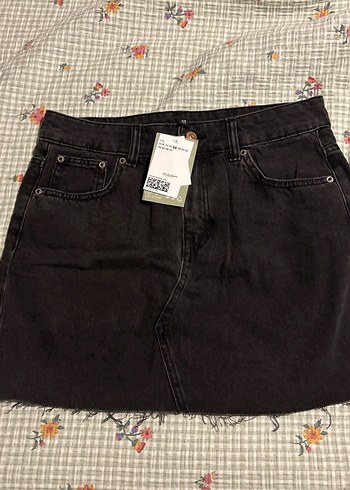 Siyah Baskılı Denim Mini Etek
